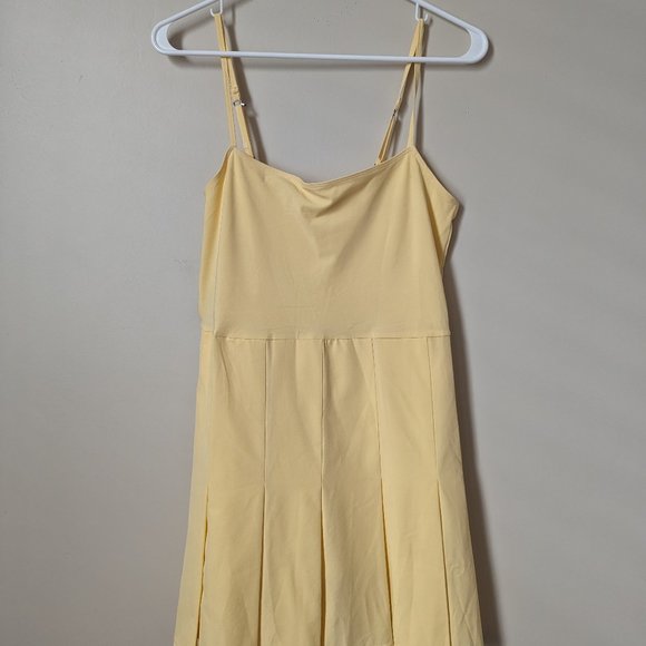 Abercrombie and Fitch Pleated Traveler Mini Dress - Picture 2 of 9